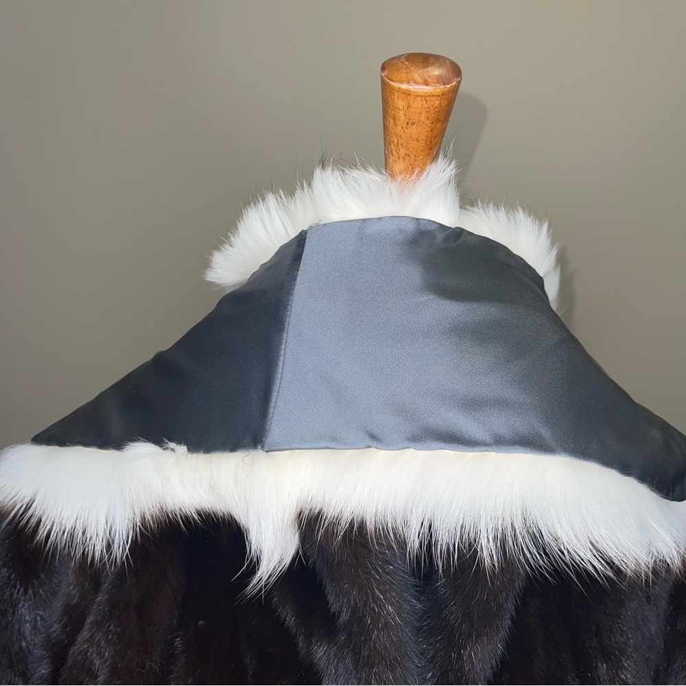 Flemington Furs Real Fur Stole - Picture 6 of 7